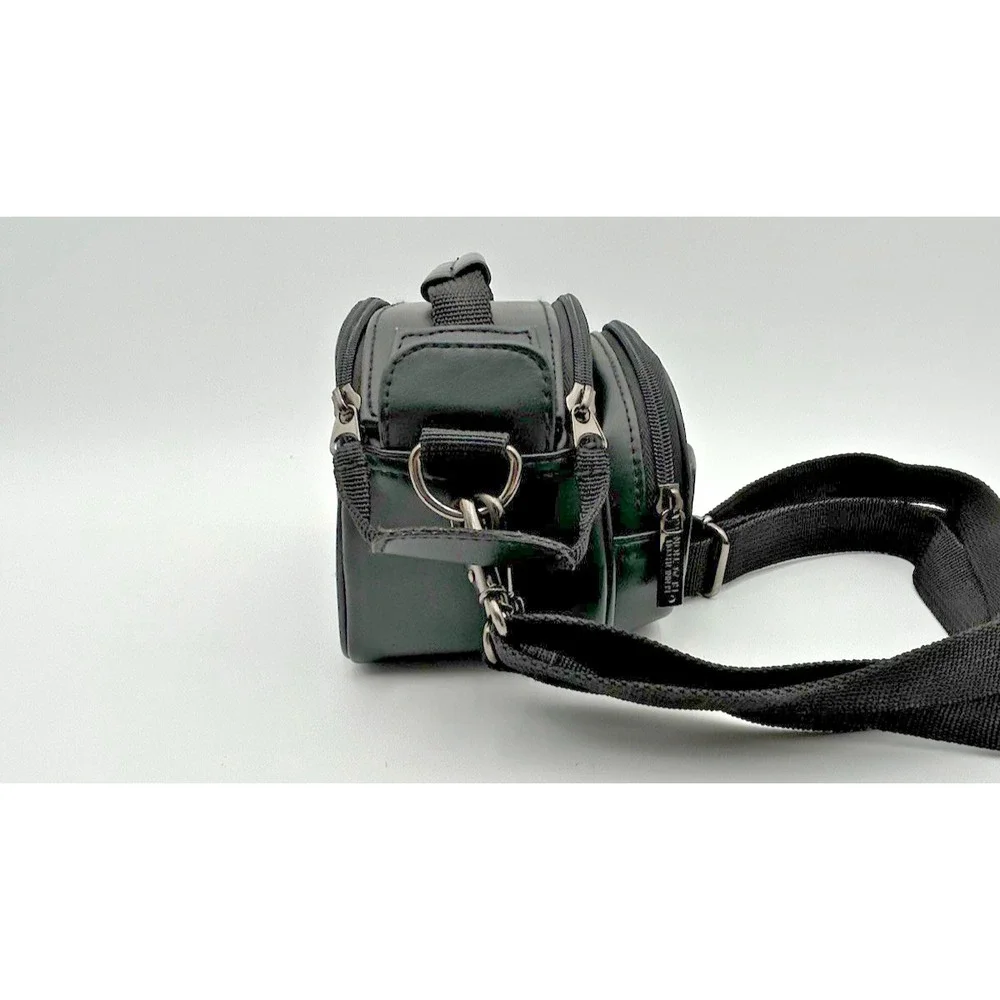 Kenneth Cole Reaction Mini Camcorder/Camera case 7x5.5x5 model‎ 554665 W/Strap